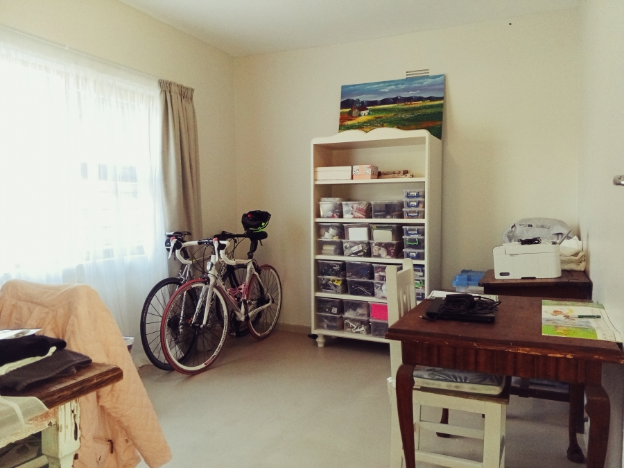 6 Bedroom Property for Sale in Bayview Western Cape